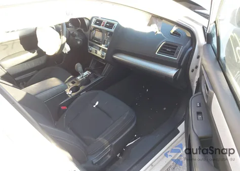 2018 Subaru Legacy 2.5I из США, поврежденный, VIN 4S3BNAB65J3026918